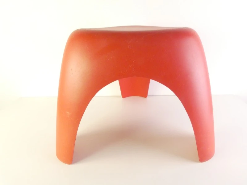 Sori Yanagi 'Elephant Stool' voor Vitra Design Museum