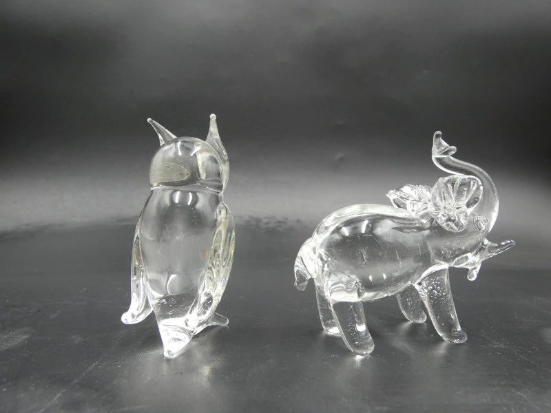 Collectie van 17 gemengde glazen beeldjes