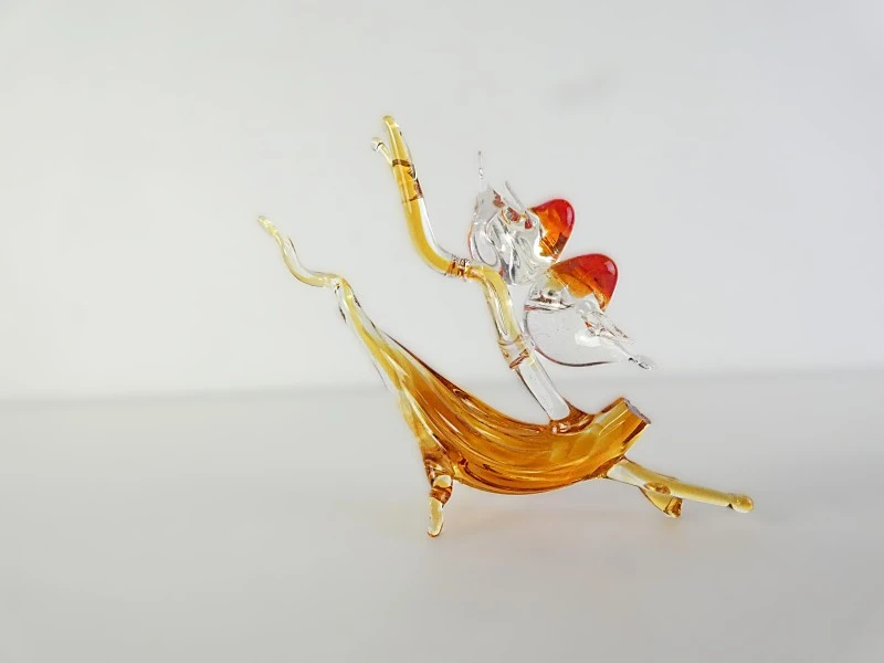 Collectie van 17 gemengde glazen beeldjes