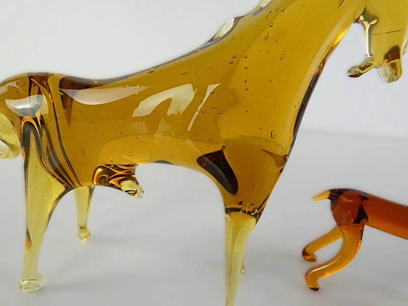 Collectie van 17 gemengde glazen beeldjes