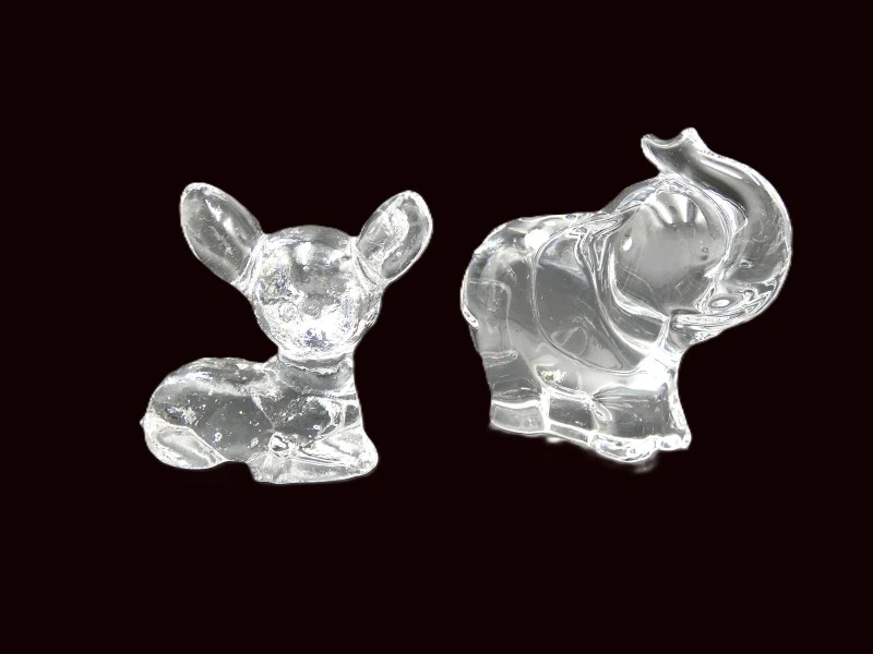 Collectie van 17 gemengde glazen beeldjes