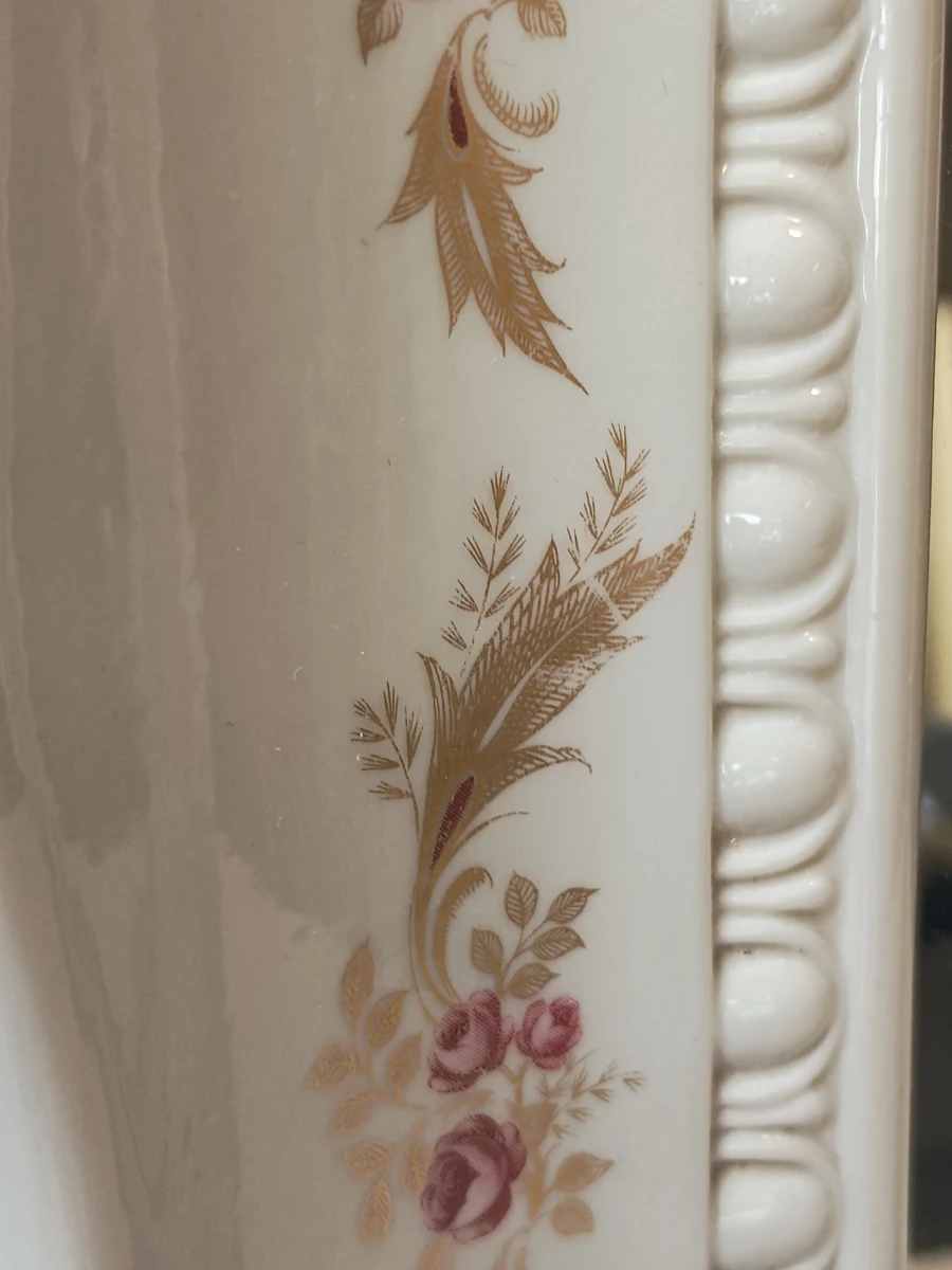Vintage spiegel met keramische bloemenrand