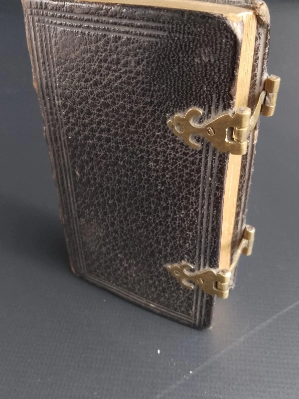 Uniek en zeldzaam gebedenboek 17de eeuw