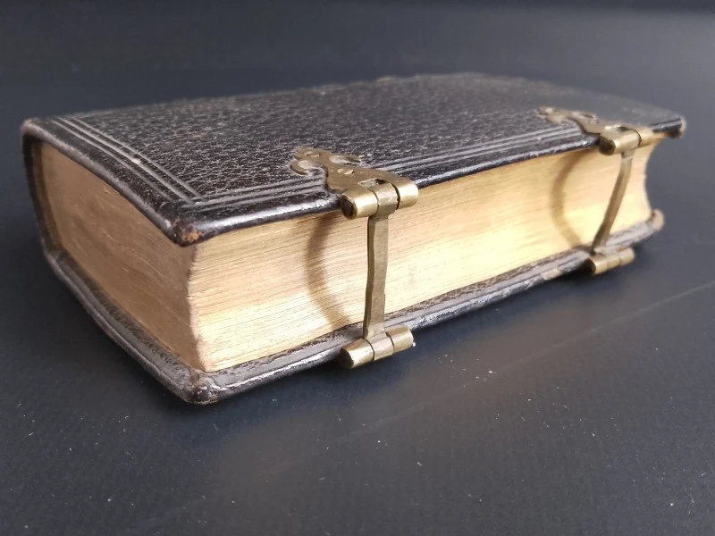 Uniek en zeldzaam gebedenboek 17de eeuw