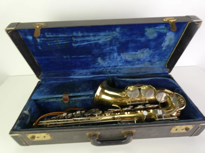 Alt Sax - The Parisian Ambassador