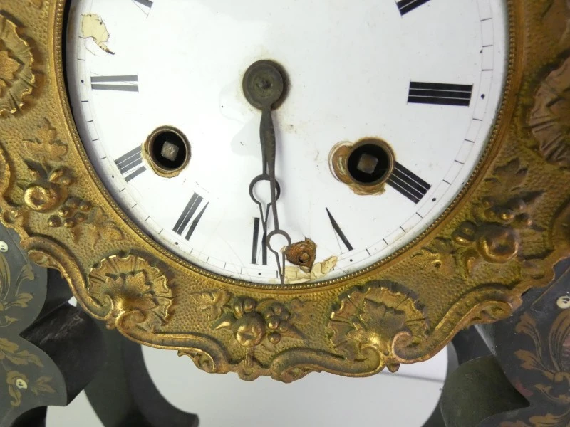 Vintage decoratieve kolompendule