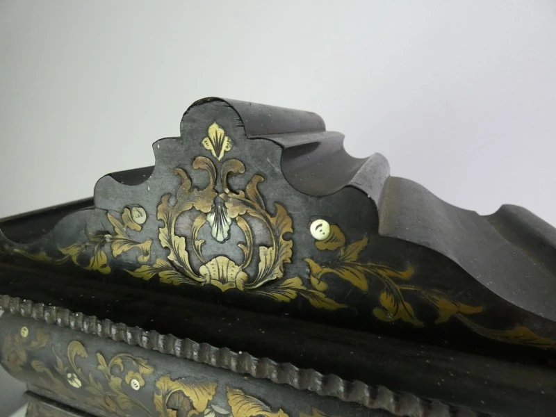 Vintage decoratieve kolompendule