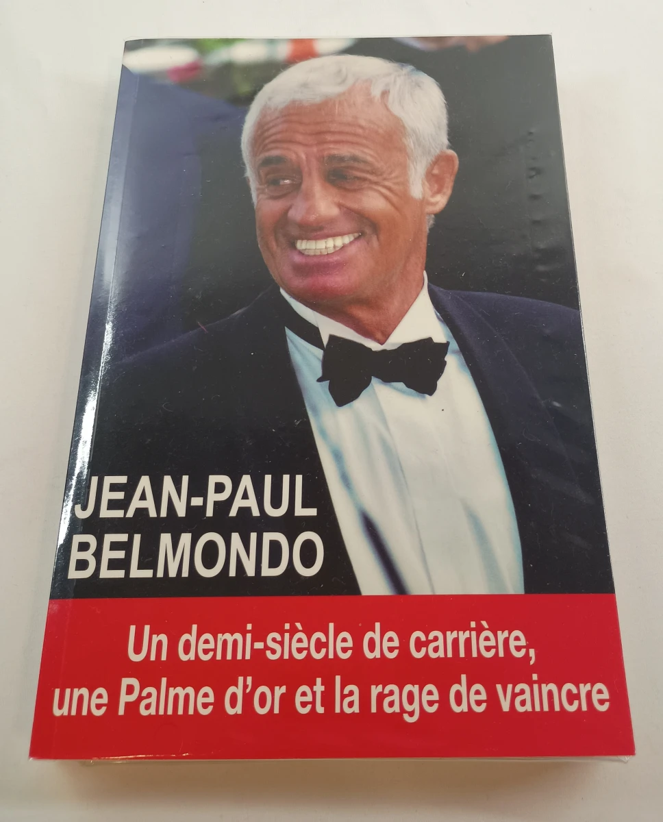 Groot lot boeken, tijdschriften en poster over Jean-Paul Belmondo