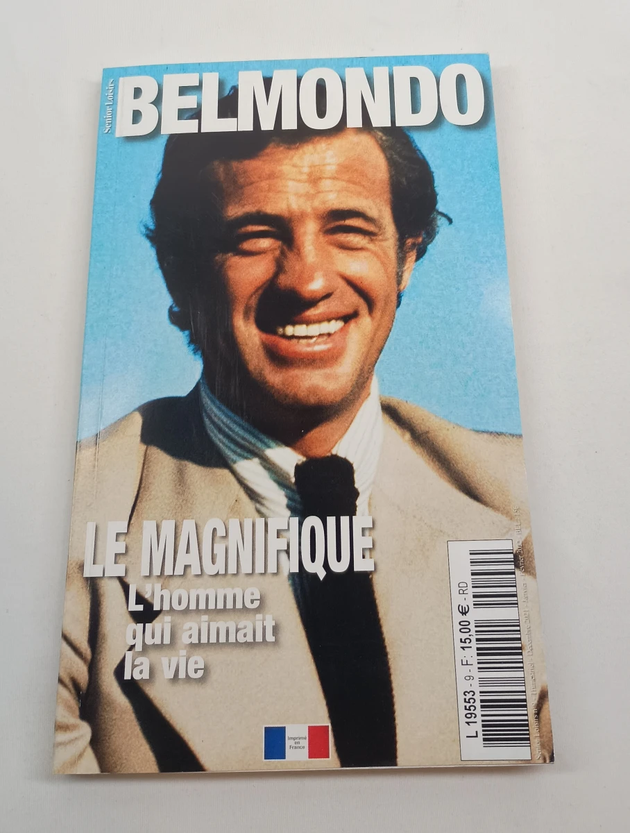 Groot lot boeken, tijdschriften en poster over Jean-Paul Belmondo