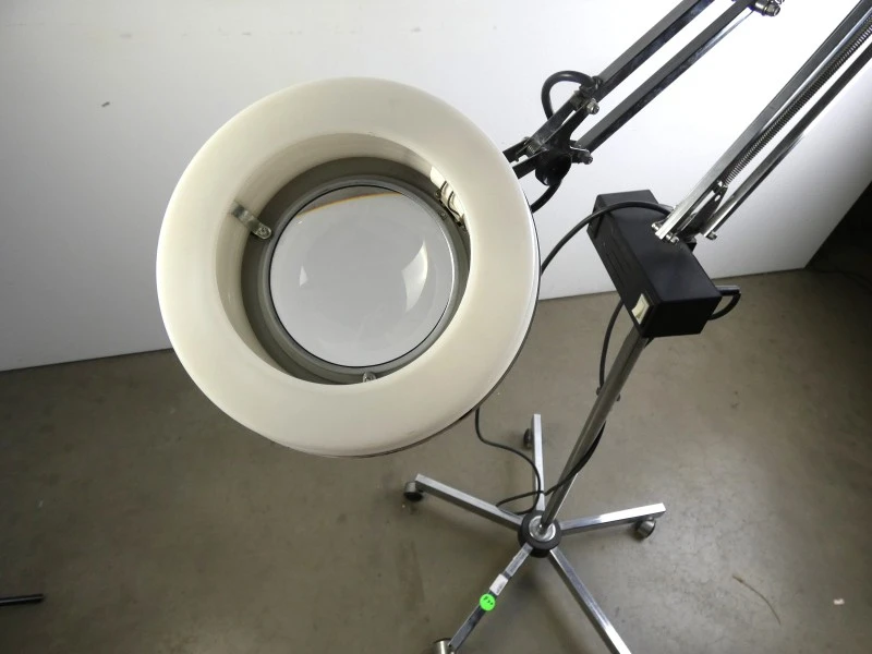 Praktische loeplamp