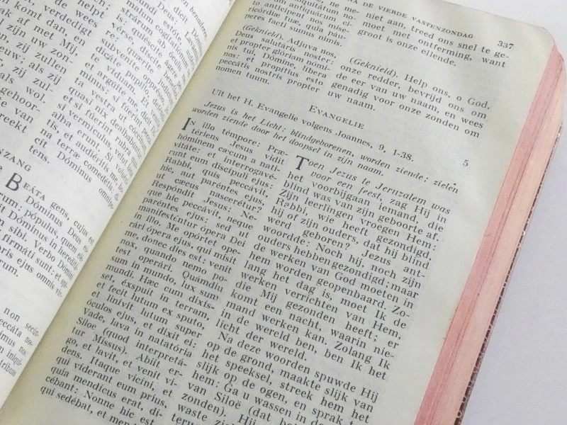 Interessante collectie oude kerkboeken