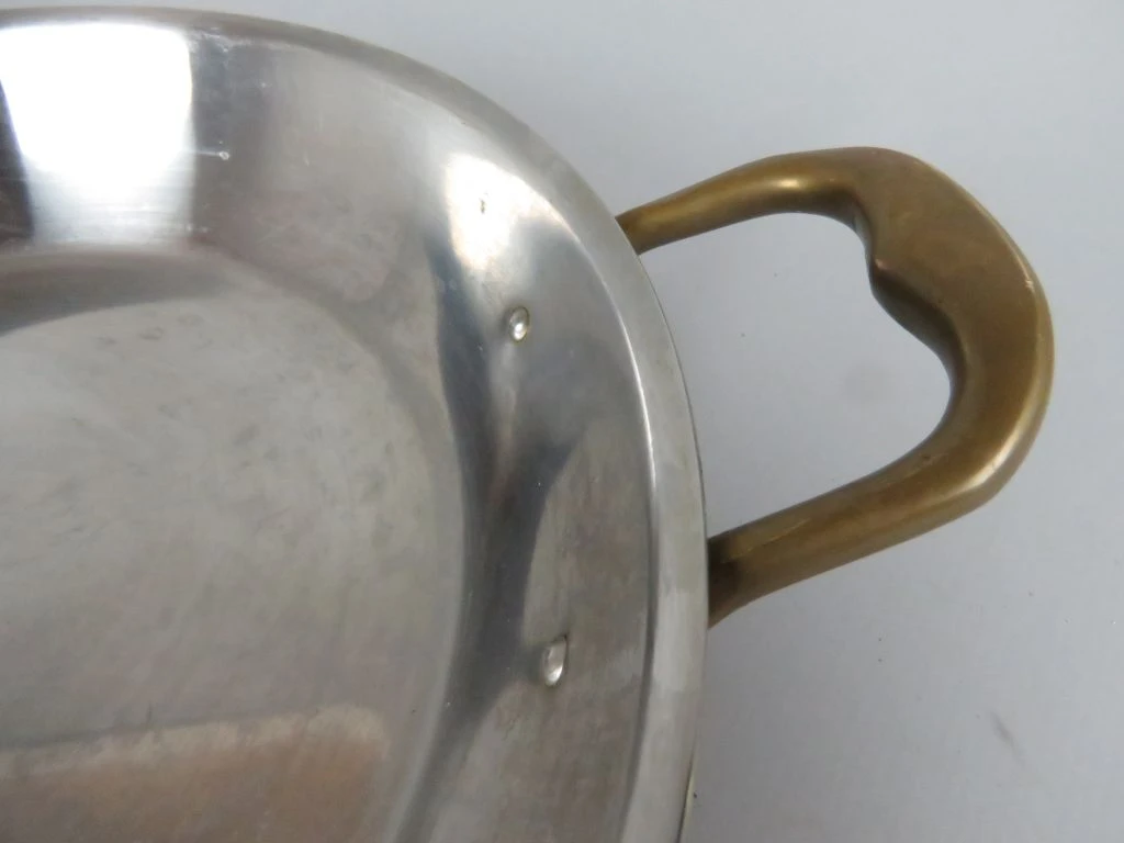 Koperen pan met handvatten