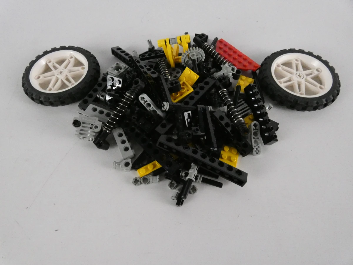 Lot LEGO Technic - sets 8838 & 8808 (jaren 90)