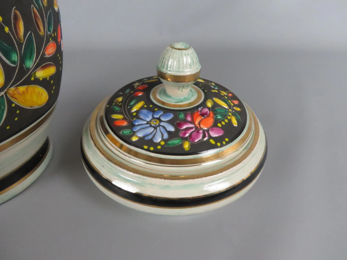 H. Bequet Quaregnon vaas en pot met deksel