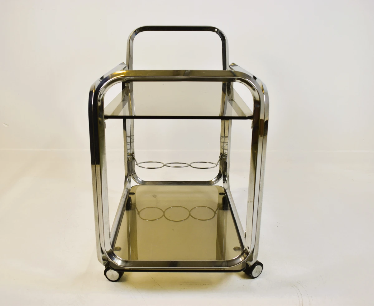 Vintage metalen en glazen serveerwagen met wieltjes