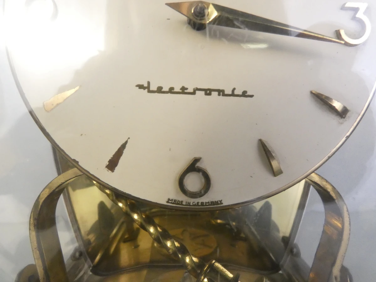 Vintage Art Deco tafelklok met herten