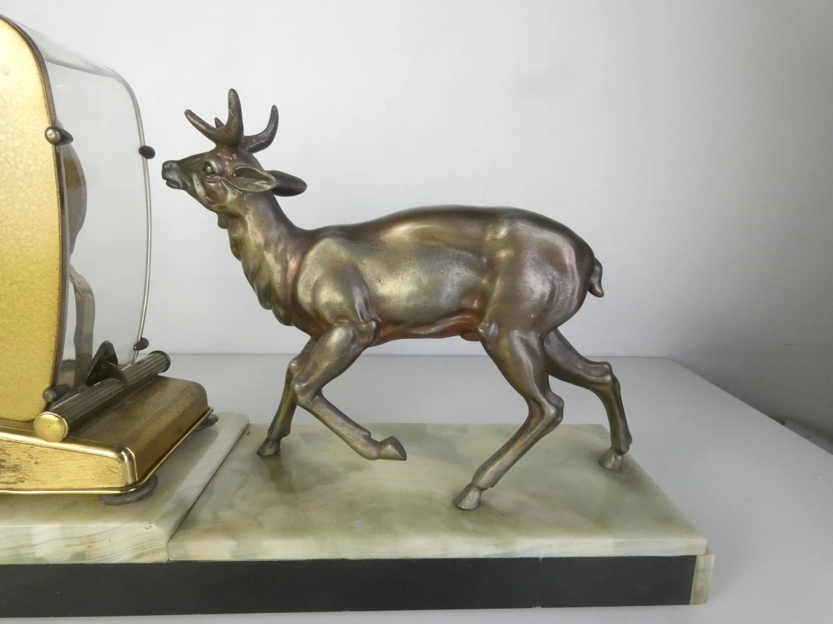 Vintage Art Deco tafelklok met herten