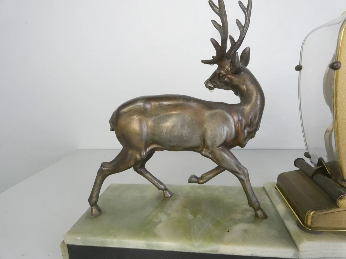 Vintage Art Deco tafelklok met herten