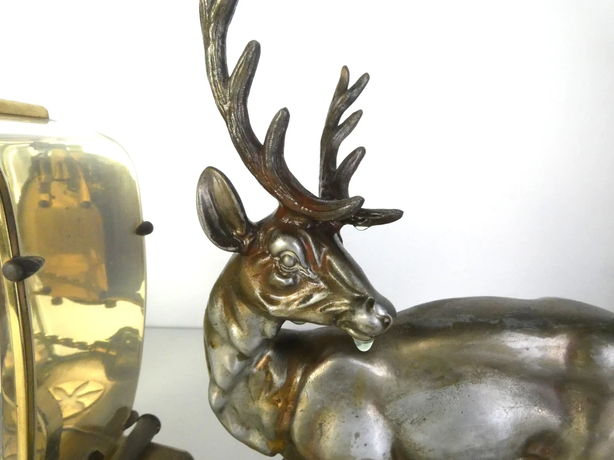 Vintage Art Deco tafelklok met herten