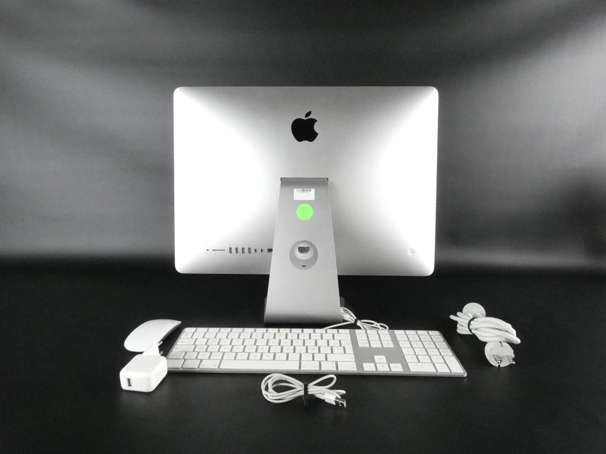 Apple iMac (Late 2013) met toebehoren