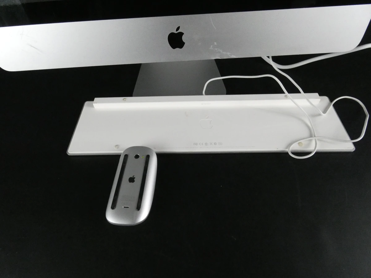 Apple iMac (Late 2013) met toebehoren