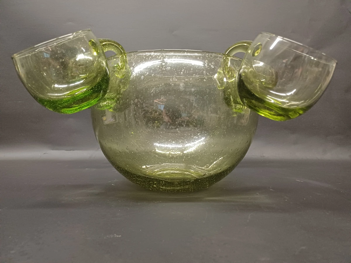 Vintage punchservies