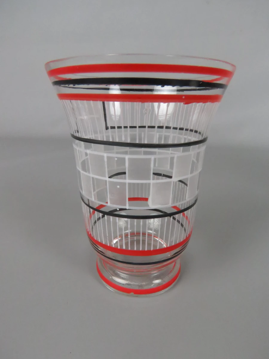 Beker met 4 glazen