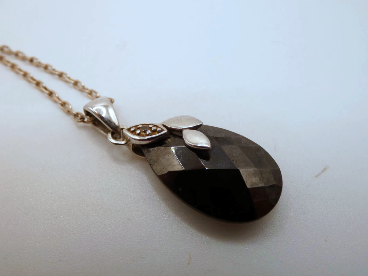 Zilveren ketting met facetgeslepen hanger - foto 3