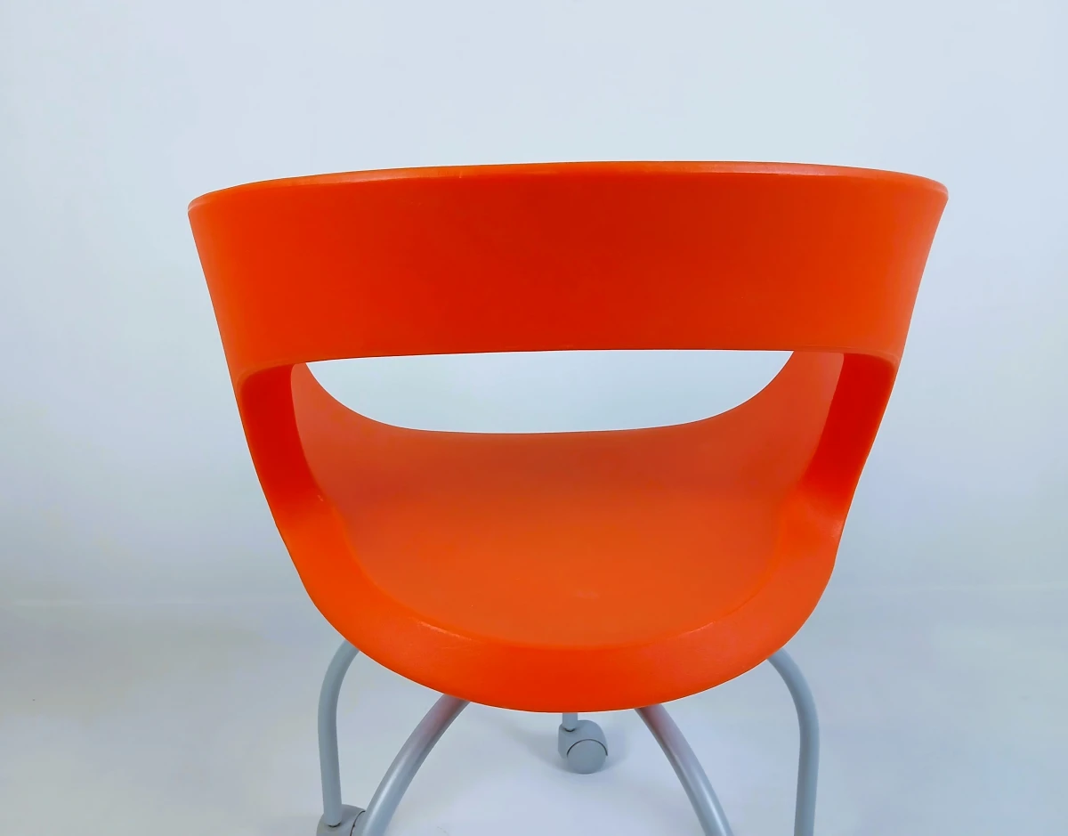 Oranje Italiaanse design bureaustoel op wieltjes, Bisou-Azzolinituper - foto 5