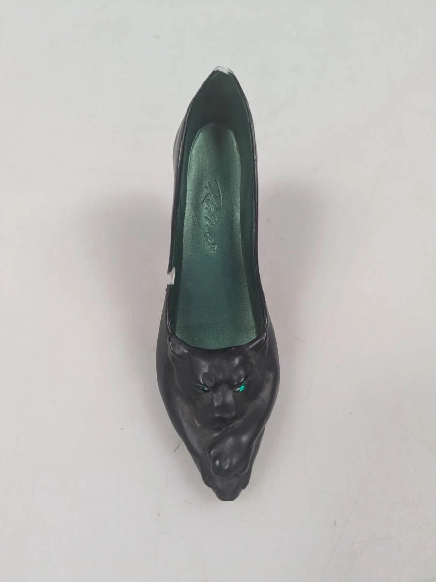 Lot van 9 miniatuurschoentjes 'Just the Right Shoe'