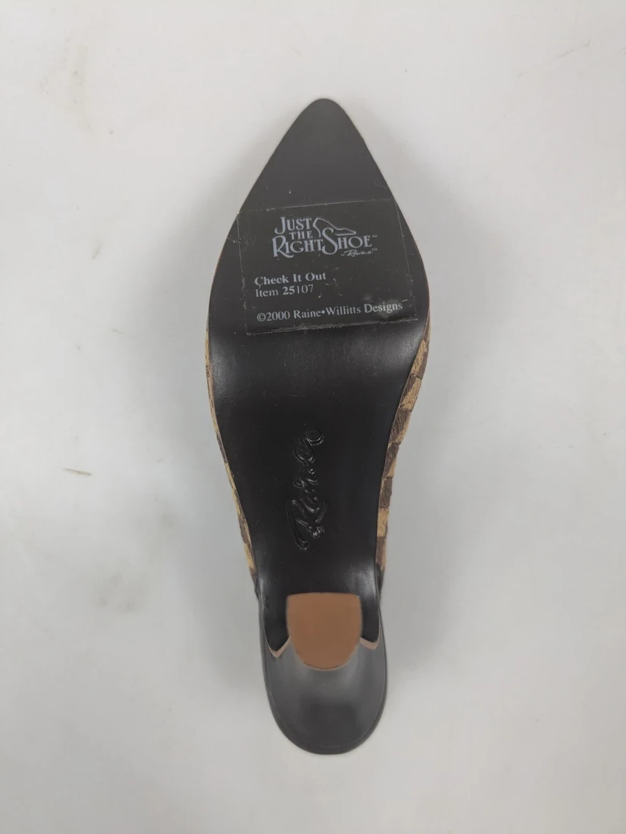 Lot van 9 miniatuurschoentjes 'Just the Right Shoe'