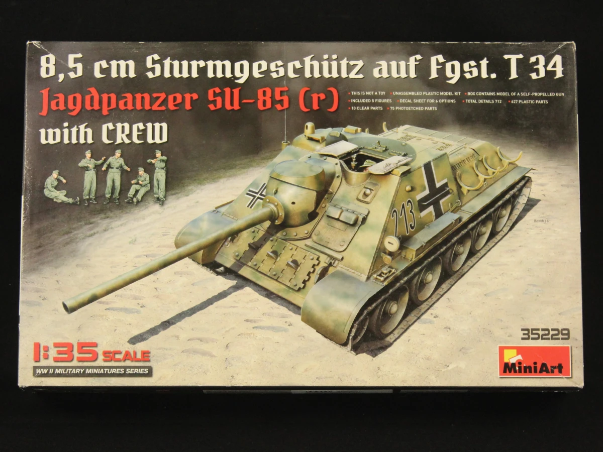 Modelbouwset Jagdpanzer SU-85 met bemanning 1:35
