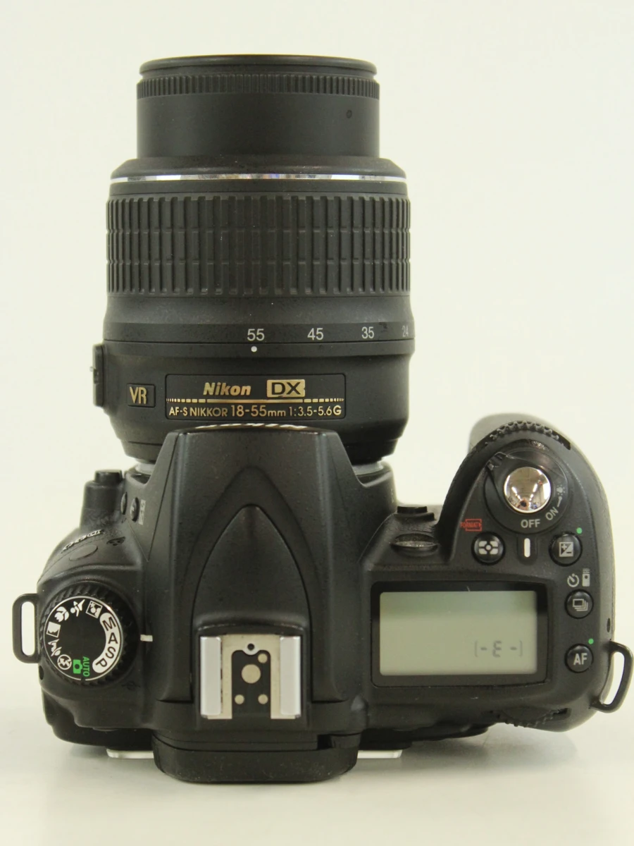 Nikon D90 spiegelreflexcamera met 18-55mm lens en accessoires - foto 8