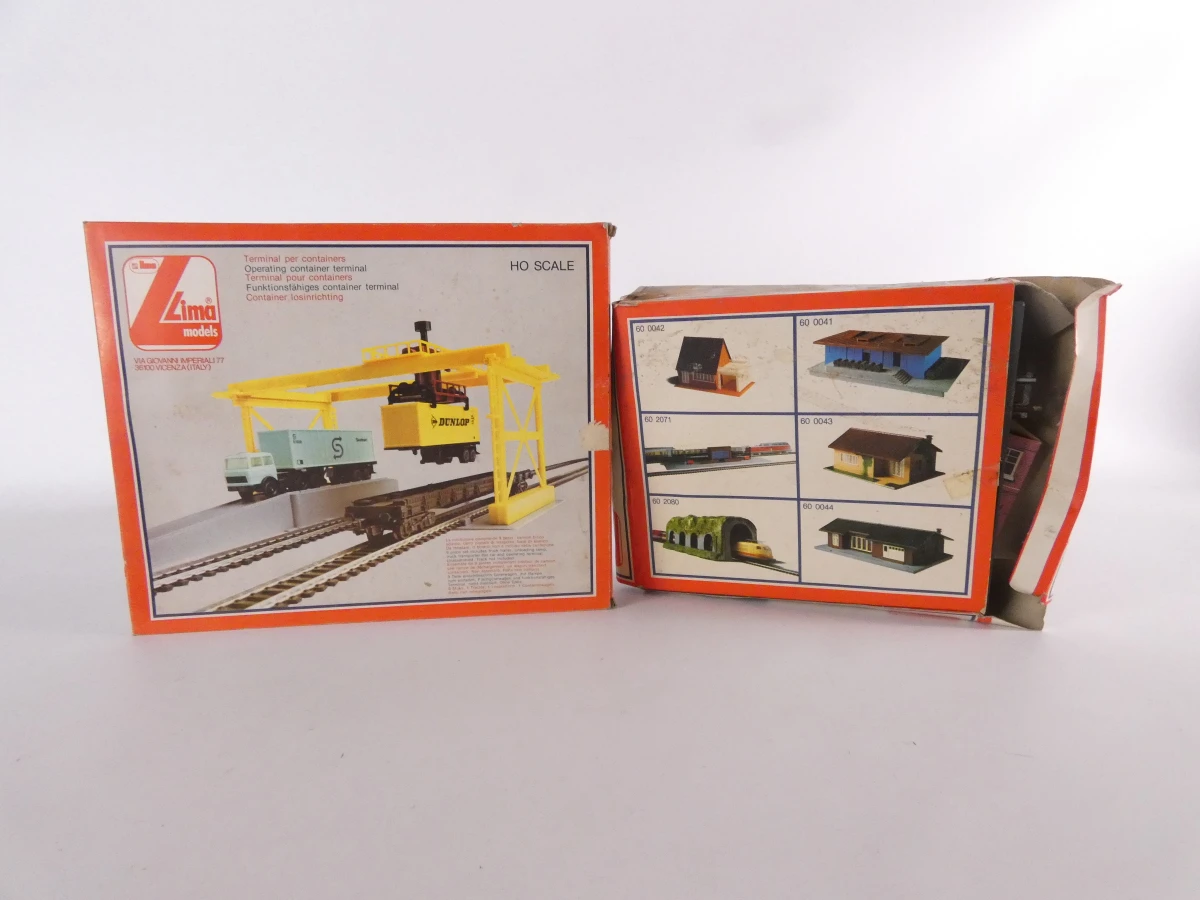Set modeltreinen met rails en accessoires