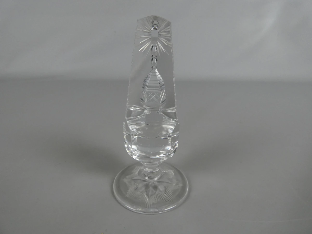 Kristallen Obelisk / Trylon Paperweight