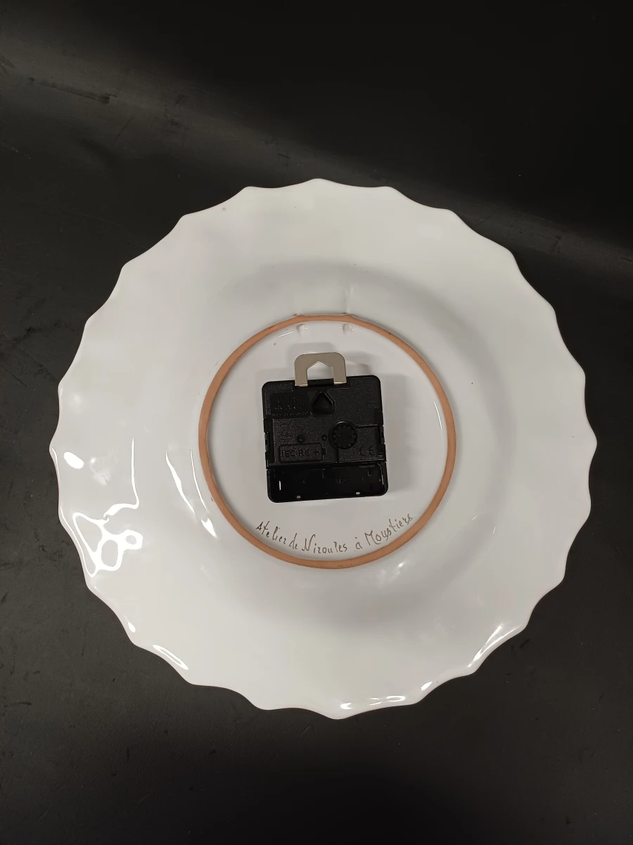 Driedelige keramische badkamer- of toiletset van Atelier de Niroules à Moustiers