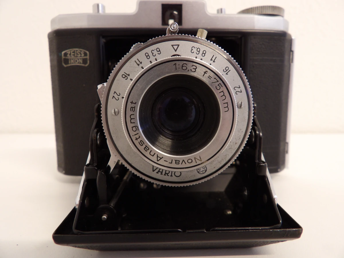 Zeiss Ikon opvouwcamera (model: 517/16)