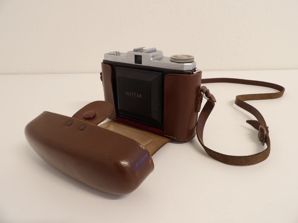 Zeiss Ikon opvouwcamera (model: 517/16)