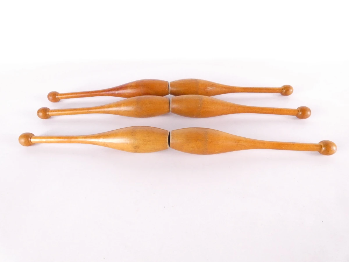 Set van 6 vintage houten Indian clubs / jongleerkegels