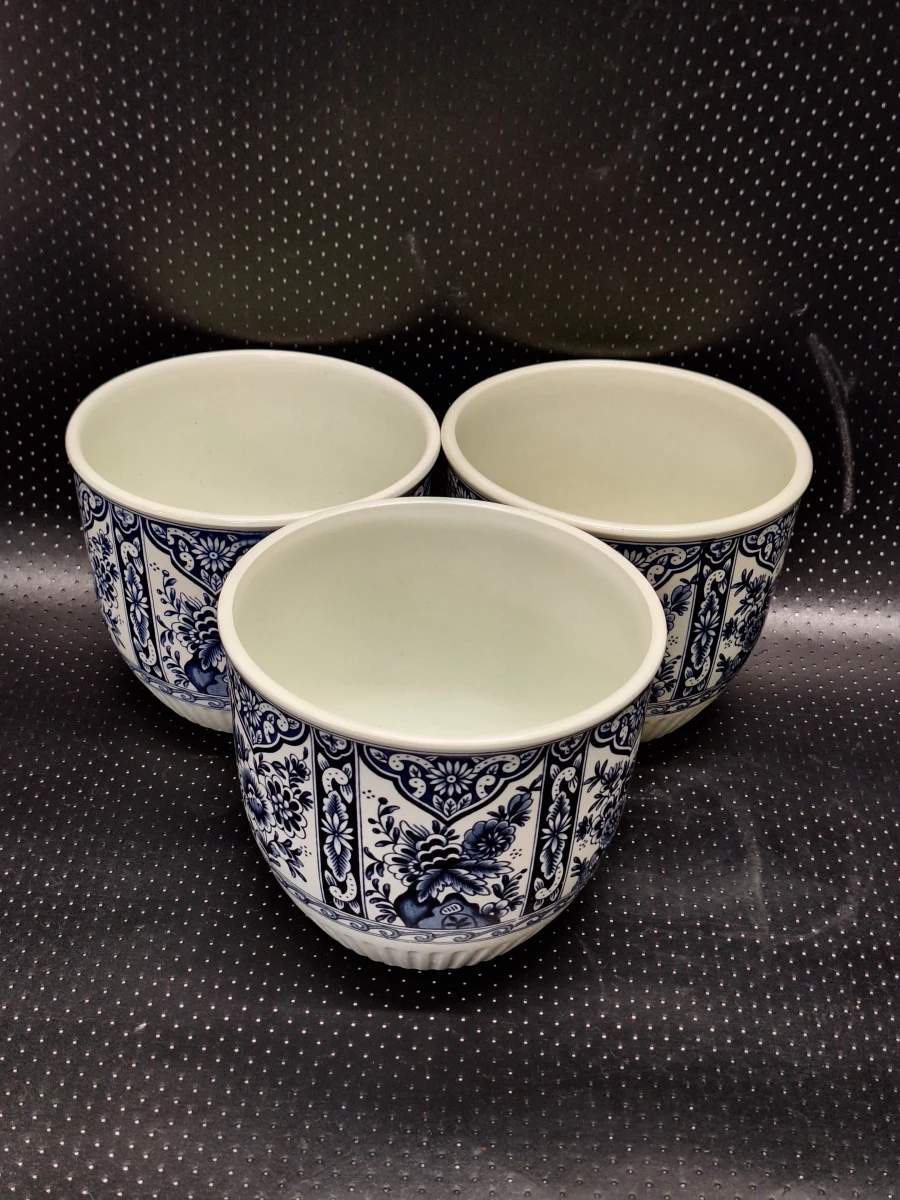 Set van 3 Delfts blauwe bloempotten - Royal Sphinx en Boch Belgium
