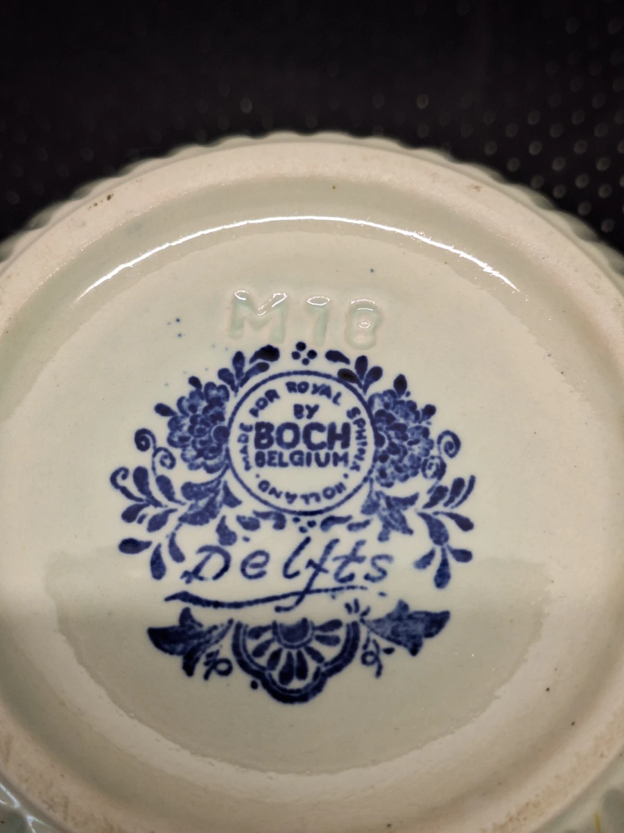 Set van 3 Delfts blauwe bloempotten - Royal Sphinx en Boch Belgium