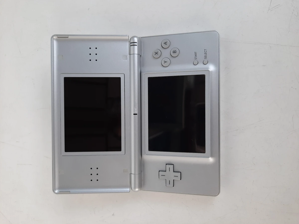 Nintendo DS Lite Zilver (Silver) – Complete Set in Originele Doos + 3 Games