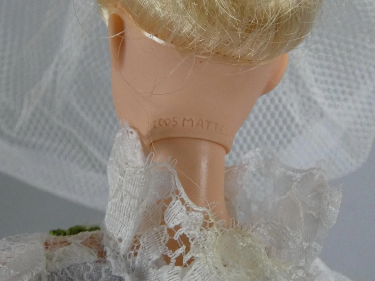 drie Mattel speelgoedpoppen