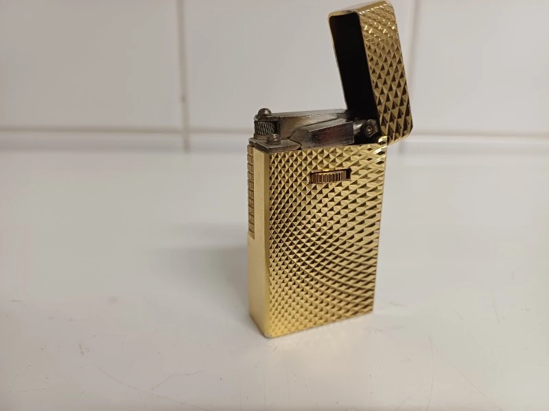 Vintage Sam-16 butaanaansteker