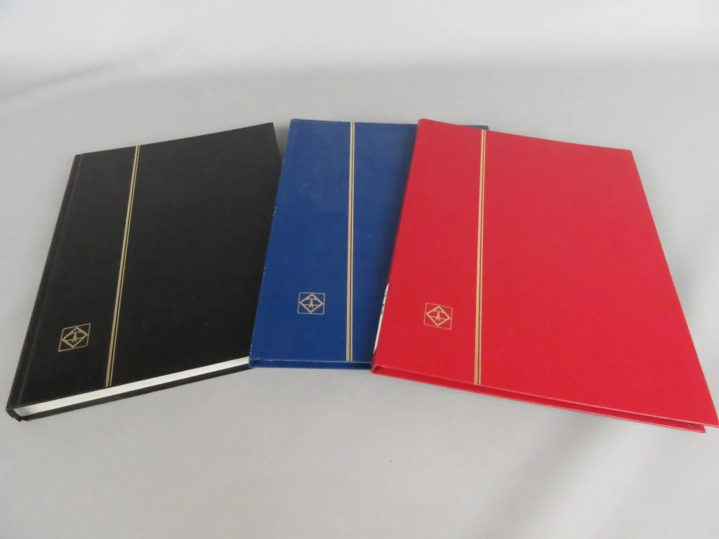 Set van 3 lege postzegelalbums in verschillende kleuren