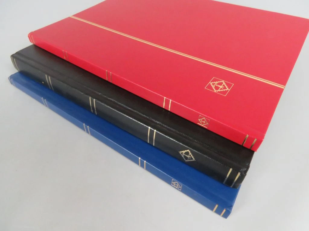 Set van 3 lege postzegelalbums in verschillende kleuren