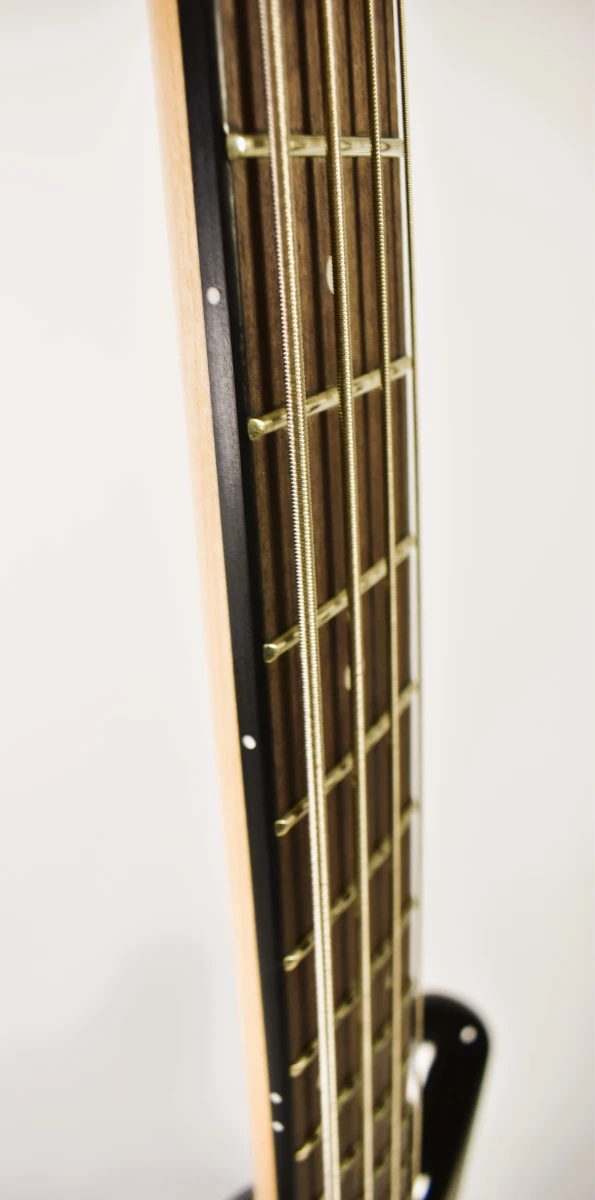 Ibanez Gio Soundgear GSR200BK 4-snarige elektrische basgitaar zwart - foto 10