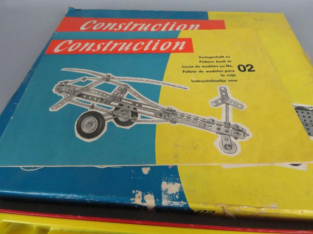 Vintage bouwsets Construction 01 en 02 metalen onderdelen
