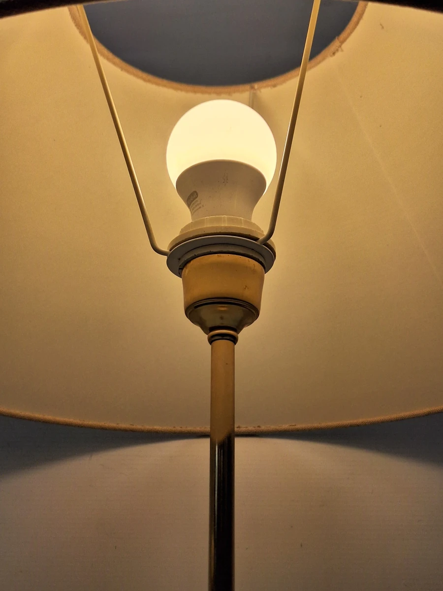 Elegante Franse Lucite & Messing tafellampen - Sculpturale Hollywood Regency Design - foto 5