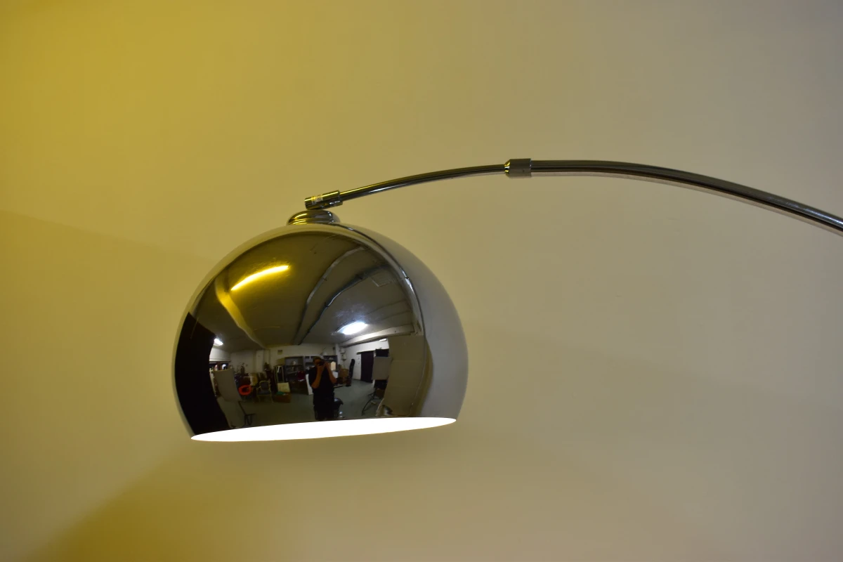 Verchroomde design boogvloerlamp met bolkap – Stijl Achille & Pier Giacomo Castiglioni - foto 7